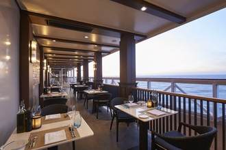 NCL Norwegian Joy La Cucina 1 ©Rick Diaz.jpg